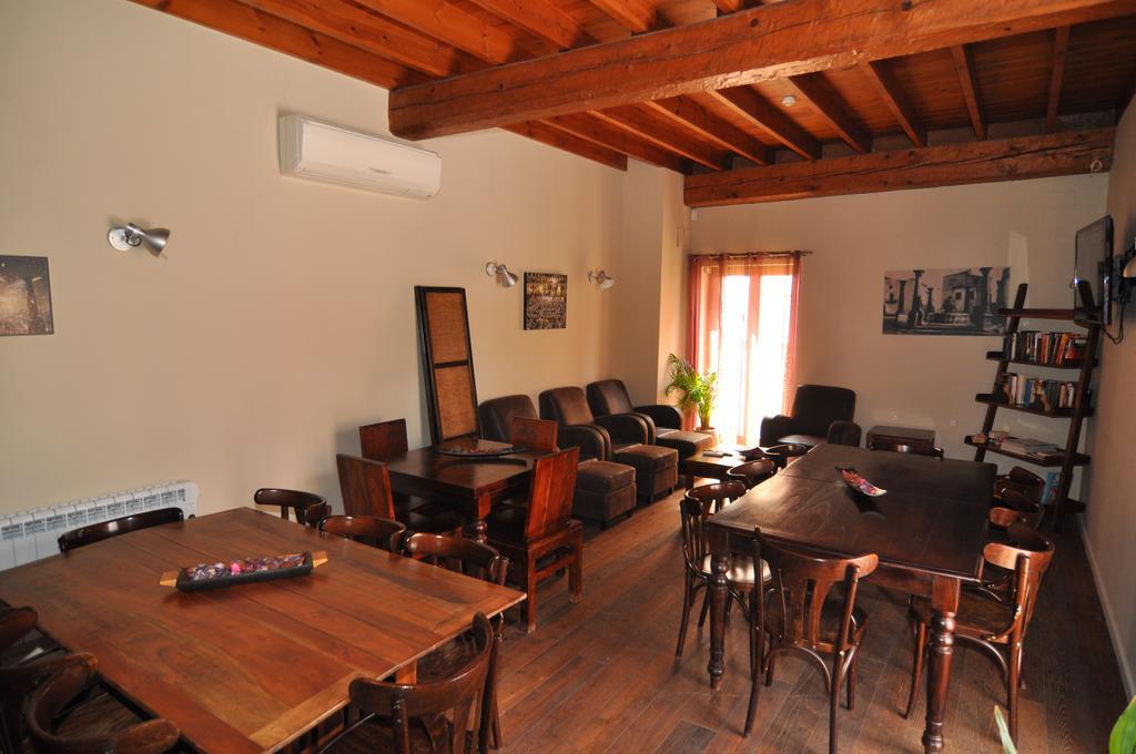 Restaurant & Rooms Cabrit Sant Mateu Luaran gambar